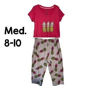 White Stag Sleepwear Capri PJ’s Pineapple Print fuchsia pink Med Cotton Blend